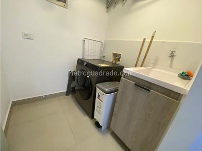 Apartamento de 3 alcobas en venta en Tres Esquinas, Sabaneta, 74 m² · foto 6 de 20