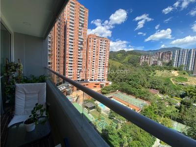 Apartamento de 3 alcobas en venta en Tres Esquinas, Sabaneta, 74 m² · foto 10 de 20