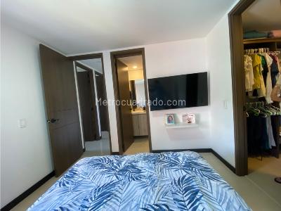 Apartamento de 3 alcobas en venta en Tres Esquinas, Sabaneta, 74 m² · foto 14 de 20