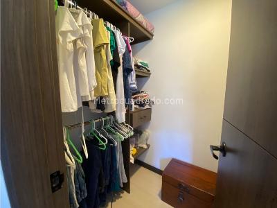Apartamento de 3 alcobas en venta en Tres Esquinas, Sabaneta, 74 m² · foto 16 de 20