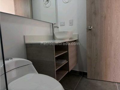 Apartamento de 3 alcobas en venta en Las Lomitas, Sabaneta, 83 m² · foto 8 de 14