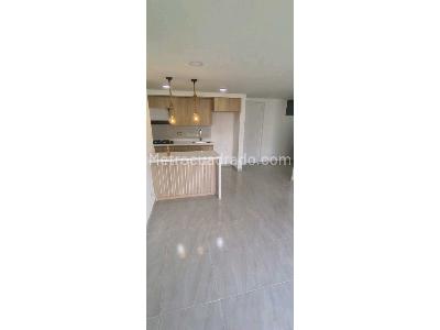 Apartamento de 2 alcobas en venta en Barro Blanco, Rionegro, 49 m² · foto 3 de 7