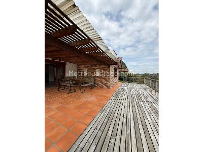 Casa de 3 alcobas en venta en Rionegro, Rionegro · foto 3 de 5