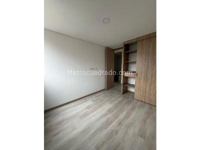 Apartamento de 3 alcobas en venta en San Jose, Sabaneta, 84 m² · foto 5 de 11
