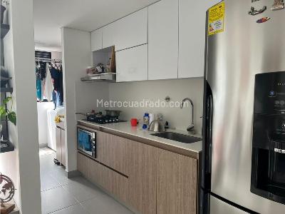 Apartamento en venta en Señorial, Envigado · foto 2 de 13