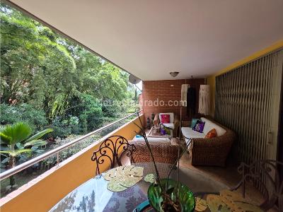 Casa de 4 alcobas en venta en Cumbres, Envigado, 280 m² · foto 2 de 20