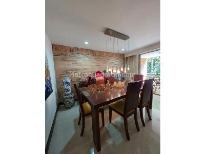 Casa de 4 alcobas en venta en Cumbres, Envigado, 280 m² · foto 3 de 20