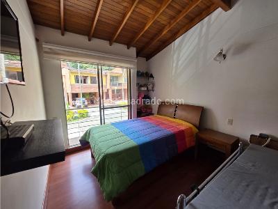 Casa de 4 alcobas en venta en Cumbres, Envigado, 280 m² · foto 15 de 20