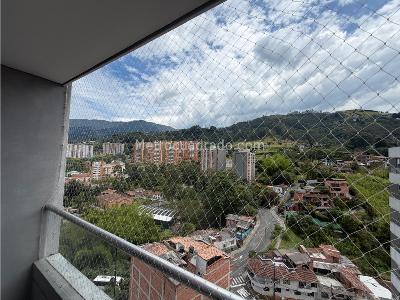 Apartamento de 2 alcobas en venta en Las Antillas, Envigado, 67 m² · foto 3 de 15