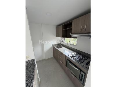 Apartamento de 2 alcobas en venta en Las Antillas, Envigado, 67 m² · foto 4 de 15