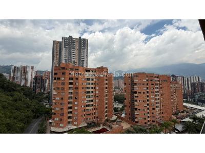 Apartamento de 5 alcobas en venta en Betania, Sabaneta, 236 m² · foto 15 de 16