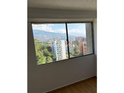Apartamento en venta en La Almeria, Medellín · foto 4 de 11
