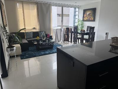 Apartaestudio en venta en El Poblado, Medellín, 54 m² · foto 10 de 12