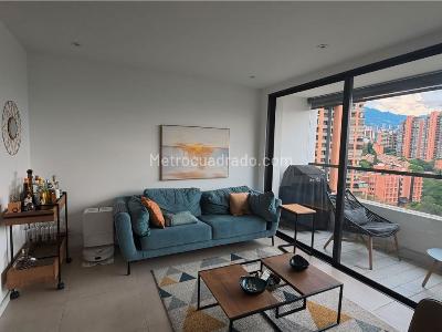Apartamento en venta en Castropol, Medellín · foto 2 de 13
