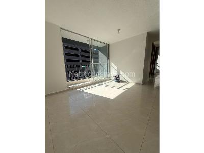 Apartamento de 3 alcobas en venta en Villa Ventura, Itagüí, 56 m² · foto 4 de 12