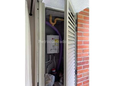 Apartamento de 4 alcobas en venta en Laureles, Medellín, 82 m² · foto 8 de 10
