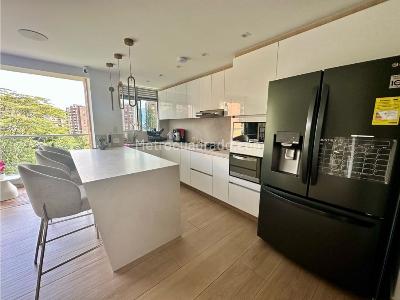 Apartamento de 3 alcobas en venta en Tranversal Intermedia, Envigado, 90 m² · foto 2 de 20