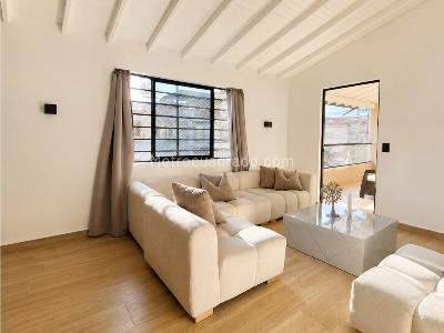 Casa de 5 alcobas en venta en San Joaquin, Medellín, 177 m² · foto 3 de 16