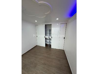 Apartamento de 3 alcobas en venta en El Porvenir, Itagüí, 63 m² · foto 10 de 19