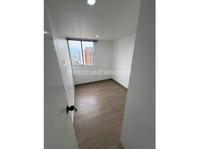 Apartamento de 3 alcobas en venta en El Porvenir, Itagüí, 63 m² · foto 15 de 19
