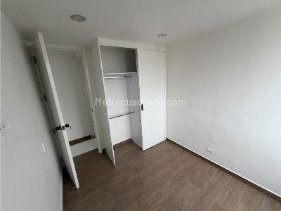 Apartamento de 3 alcobas en venta en El Porvenir, Itagüí, 63 m² · foto 6 de 19