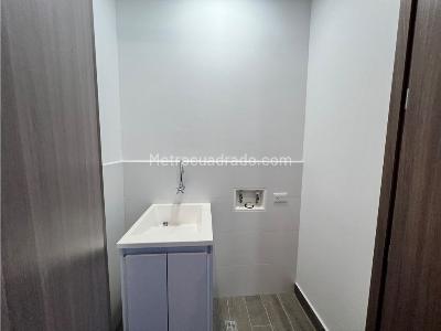 Apartaestudio en venta en San Lucas, Envigado, 46 m² · foto 11 de 16
