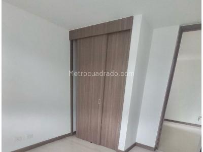 Apartamento de 3 alcobas en venta en El Chingui, Envigado, 86 m² · foto 10 de 13