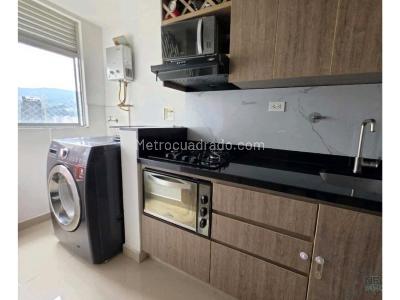 Apartamento de 2 alcobas en venta en Los Chorritos, Itagüí, 63 m² · foto 2 de 8