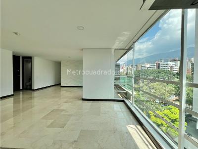 Apartamento en venta en El Poblado, Medellín · foto 2 de 16