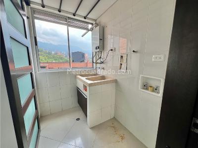 Apartamento en venta en El Poblado, Medellín · foto 5 de 16