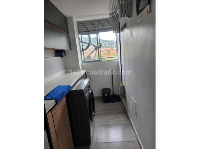 Apartamento de 2 alcobas en venta en Parque De Las Chimeneas, Itagüí, 61 m² · foto 11 de 12