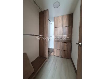 Apartamento de 2 alcobas en venta en Parque, Sabaneta, 68 m² · foto 10 de 18