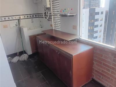 Apartamento en venta en El Poblado, Medellín · foto 2 de 20