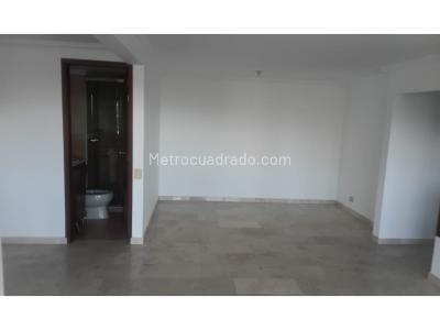 Apartamento en venta en El Poblado, Medellín · foto 6 de 20