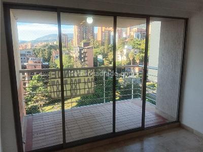 Apartamento en venta en El Poblado, Medellín · foto 9 de 20