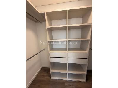 Apartamento en arriendo en Lalinde, Medellín · foto 16 de 17