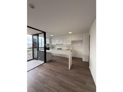 Apartamento en arriendo en Lalinde, Medellín · foto 3 de 17