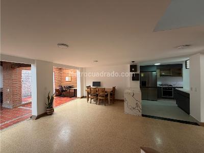 Casa de 4 alcobas en venta en Tranversal Intermedia, Envigado, 217 m² · foto 4 de 20
