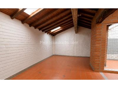 Casa de 4 alcobas en venta en Tranversal Intermedia, Envigado, 217 m² · foto 10 de 20
