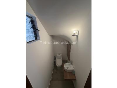 Casa de 4 alcobas en venta en Tranversal Intermedia, Envigado, 217 m² · foto 17 de 20