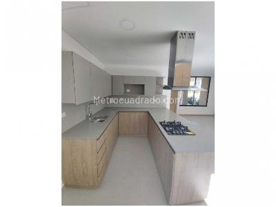 Casa de 3 alcobas en venta en San Antonio De Pereira, Rionegro, 147 m² · foto 2 de 11
