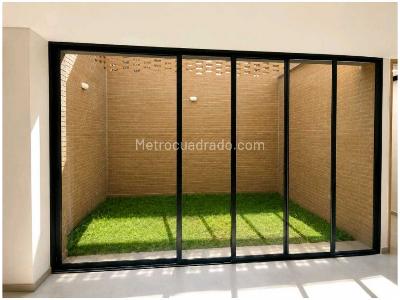 Casa de 3 alcobas en venta en San Antonio De Pereira, Rionegro, 147 m² · foto 4 de 11