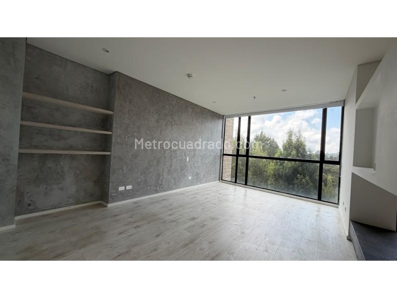 Piso – Envigado - Más