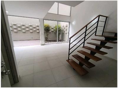 Casa de 3 alcobas en venta en San Antonio De Pereira, Rionegro, 157 m² · foto 4 de 20