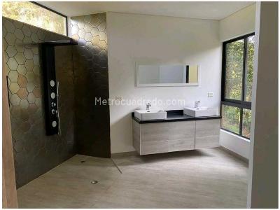 Casa de 3 alcobas en venta en Rionegro, Rionegro, 400 m² · foto 16 de 17