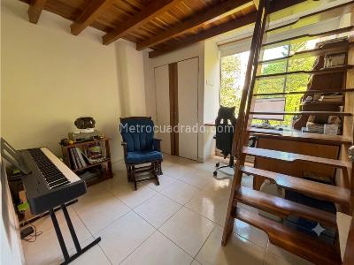 Apartamento en venta en El Poblado, Medellín · foto 11 de 19