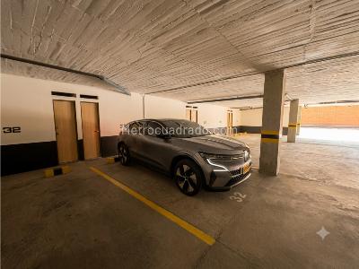 Apartamento en venta en El Poblado, Medellín · foto 15 de 19