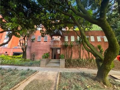 Apartamento en venta en El Poblado, Medellín · foto 18 de 19