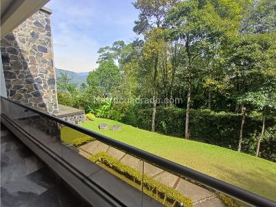 Casa de 5 alcobas en venta en Loma Del Escobero, Envigado, 780 m² · foto 12 de 20