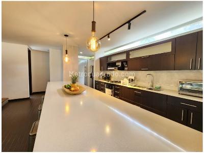 Casa de 4 alcobas en venta en Llanogrande, Rionegro, 363 m² · foto 3 de 20
